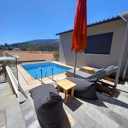 Stavros Luxury Szkiáthosz